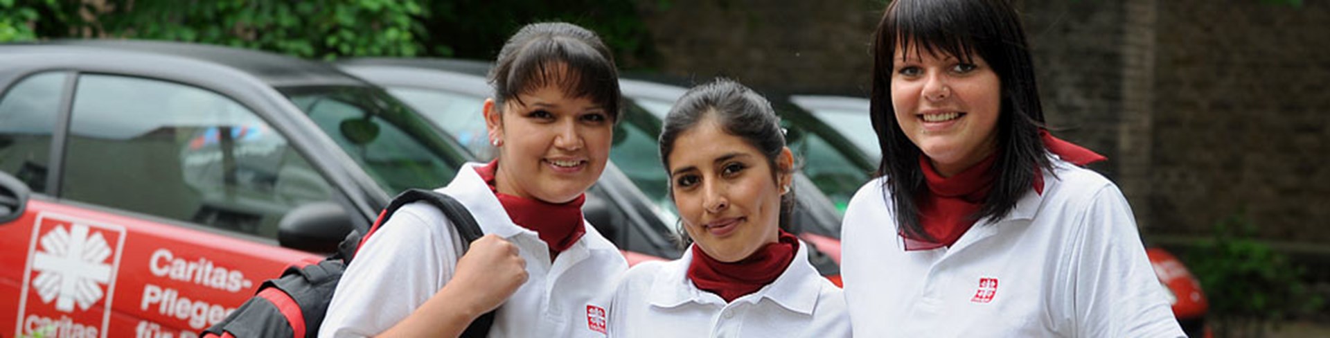 Caritas-Mitarbeiterinnen (c) KNA /Oppitz